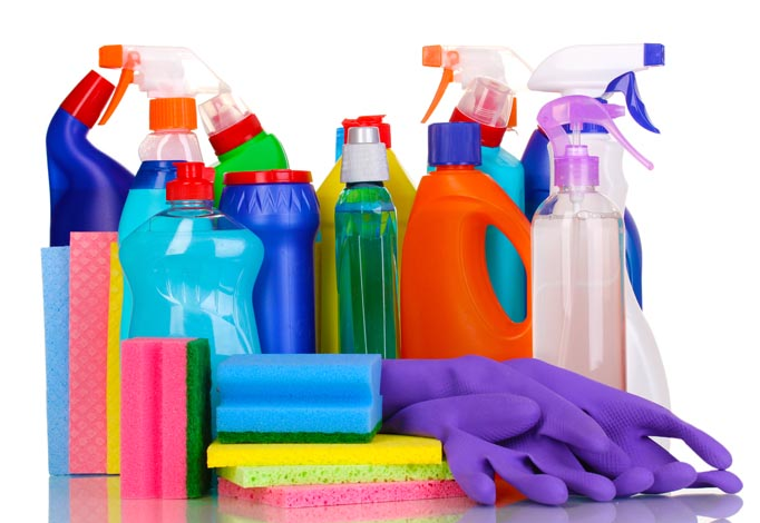 Що треба знати про мийні засоби, якими ми користуємося щодня