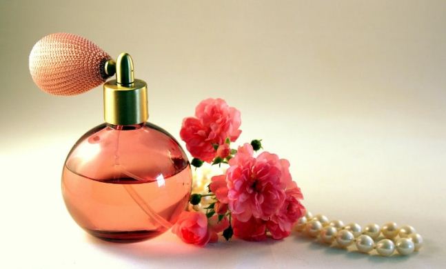 Парфуми: як відрізнити оригінал від підробки