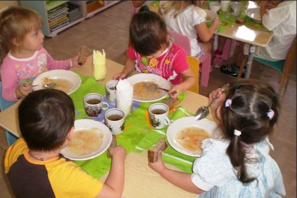 Харчування дітей у дитячих закладах області на контролі Держпродспоживслужби