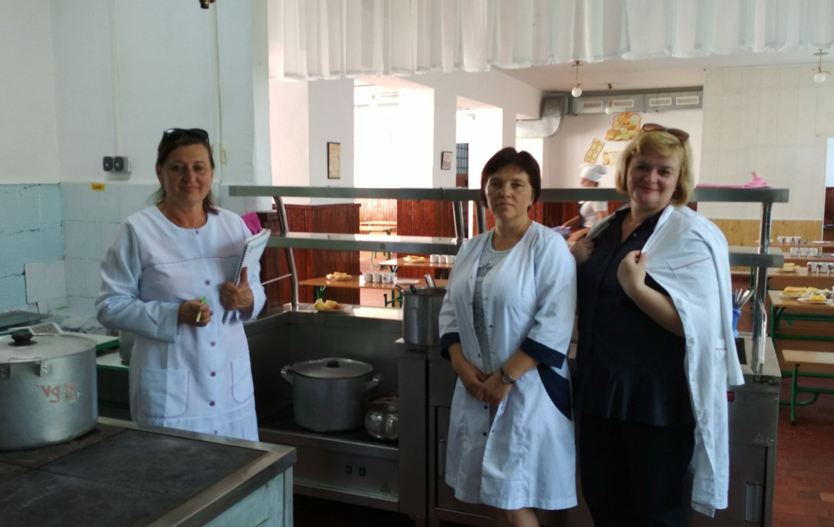 Комісійні обстеження пришкільних таборів відпочинку Олешківського району