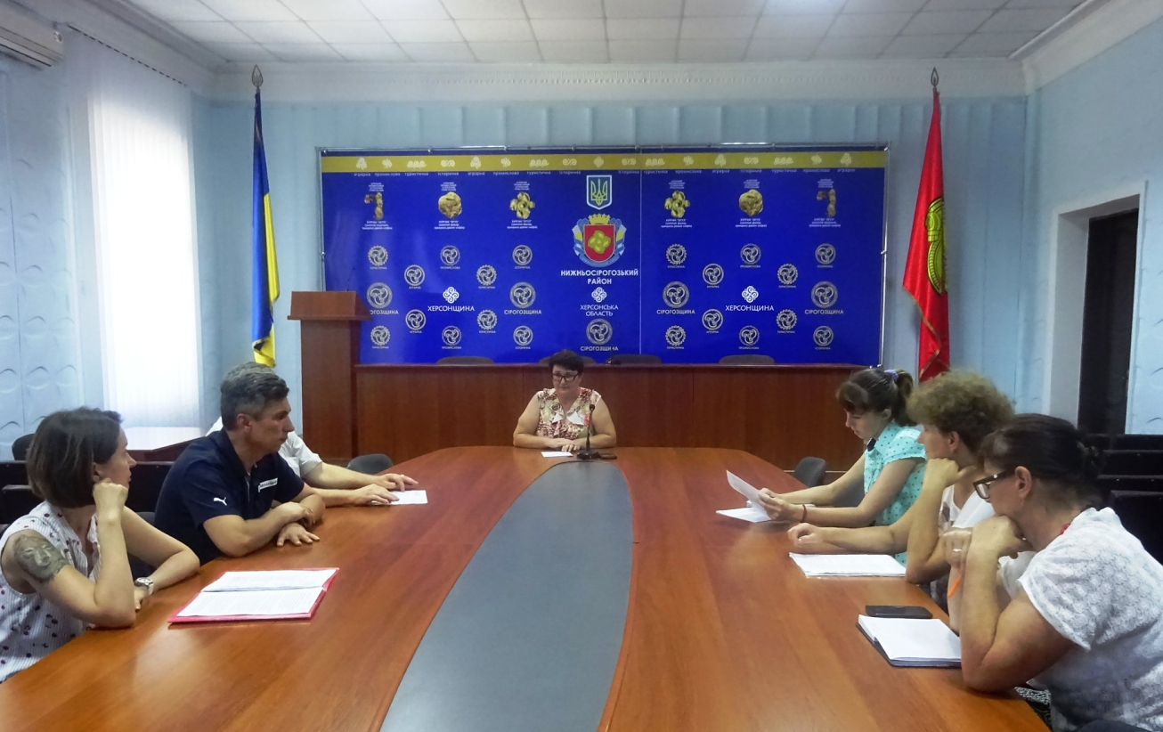 У Нижньосірогозькому районі проведено засідання районної комісії з питань техногенно-екологічної безпеки та надзвичайних ситуацій