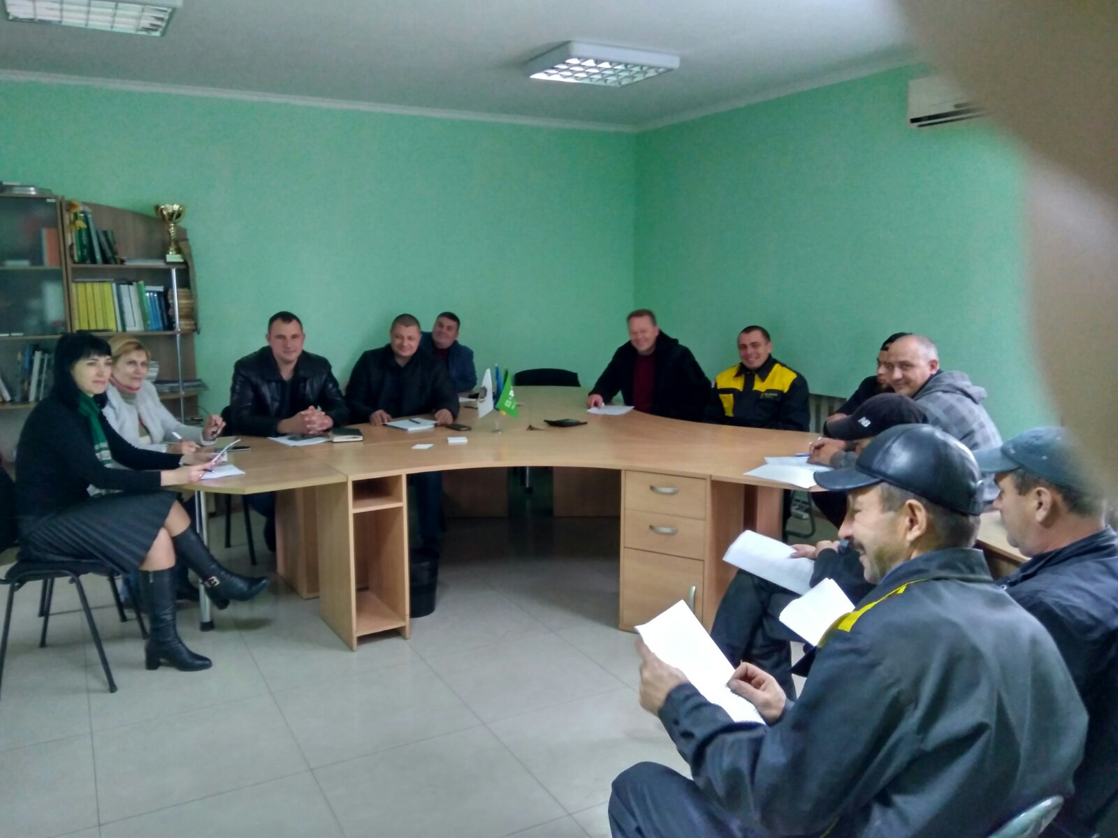 Проведення навчань з питань безпечності робіт з пестицидами у Каховському районі