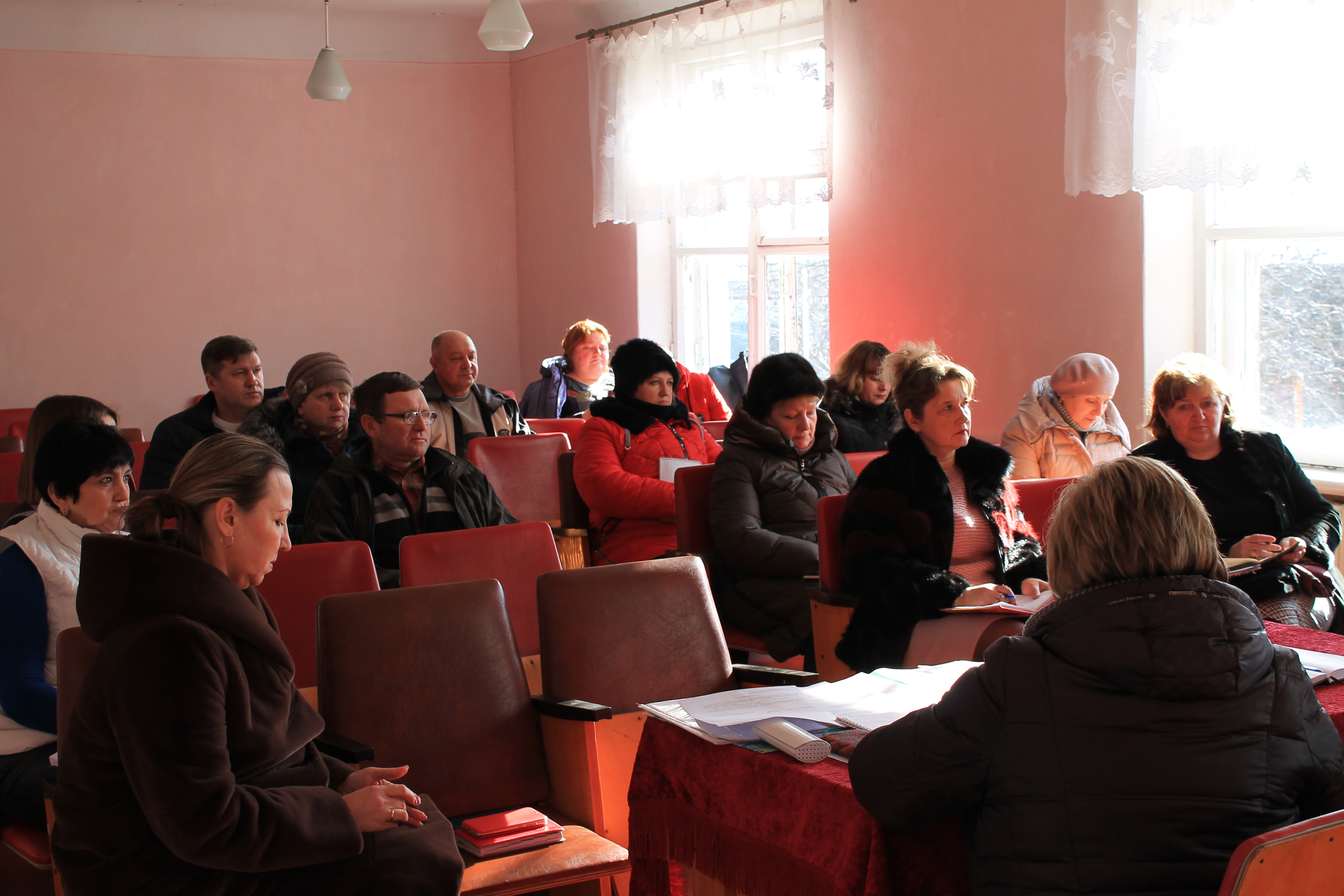 У Каховському районі обговорили питання водопостачання та збору відходів