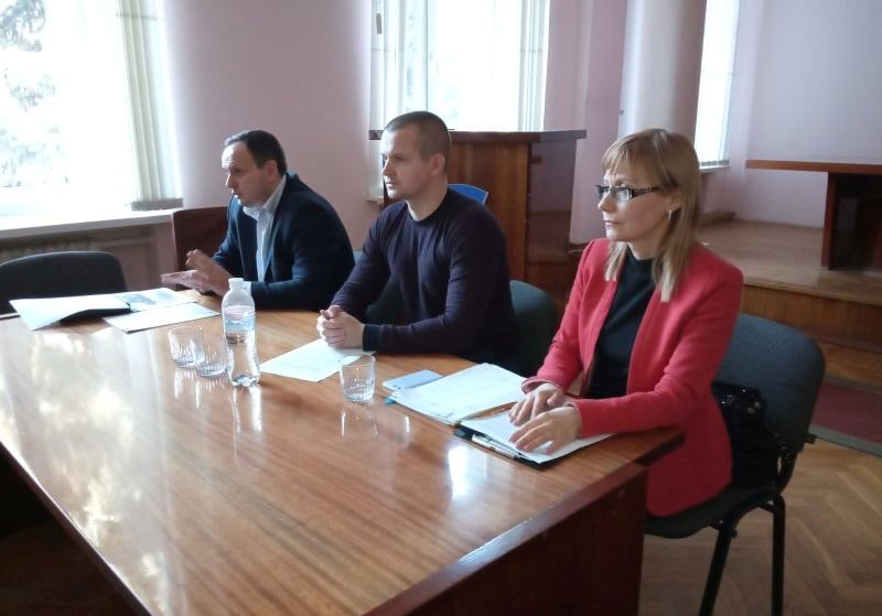 У Голій Пристані обговорили як недопустити порушення прав споживачів