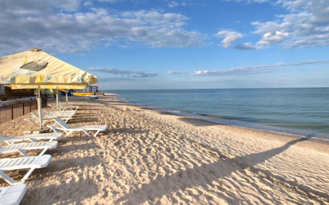 Чи можуть під час карантину працювати готелі та бази відпочинку?