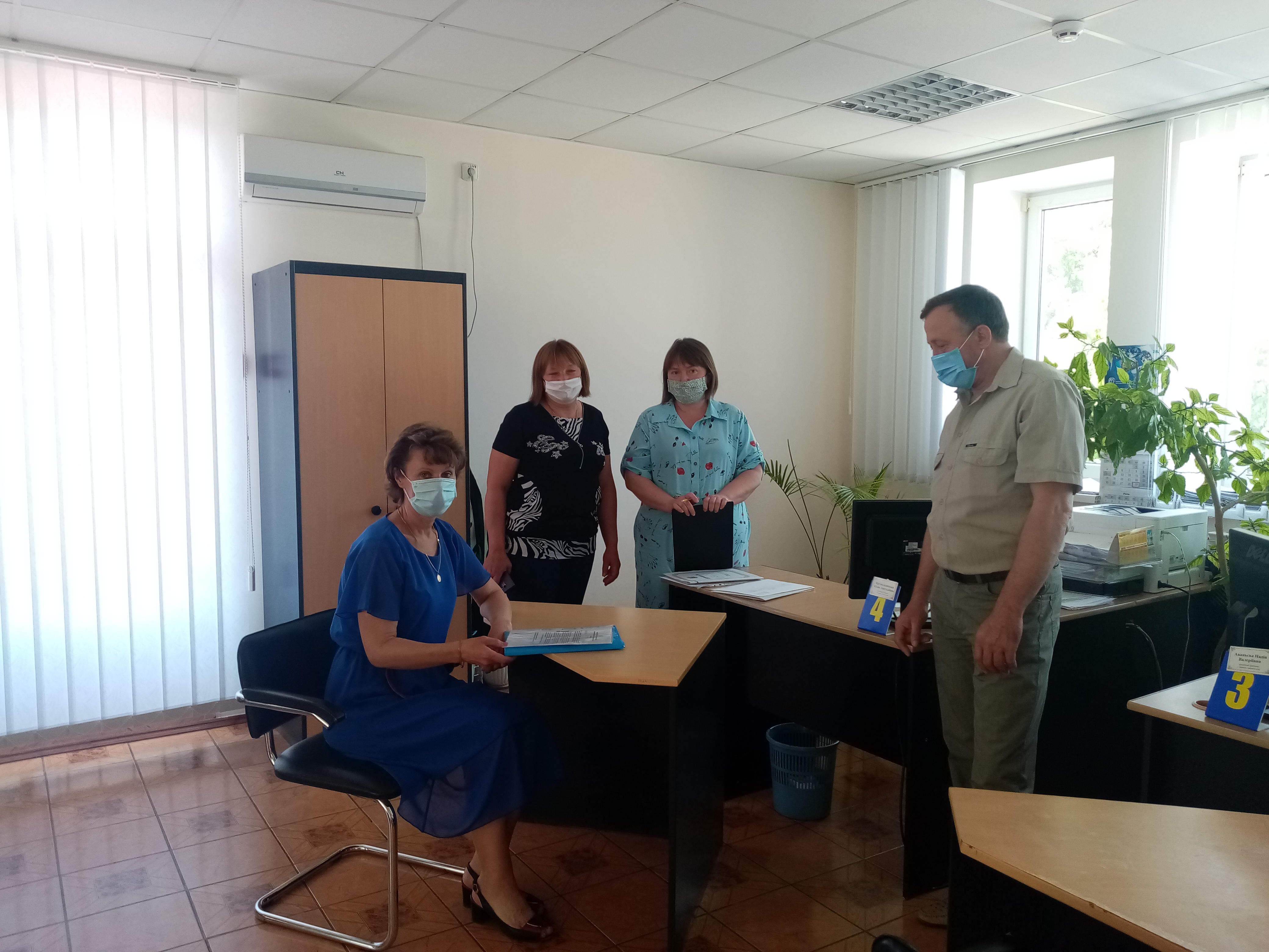 Представники Нижньосірогозького райуправління провели семінар для керівників закладів торгівлі та харчування