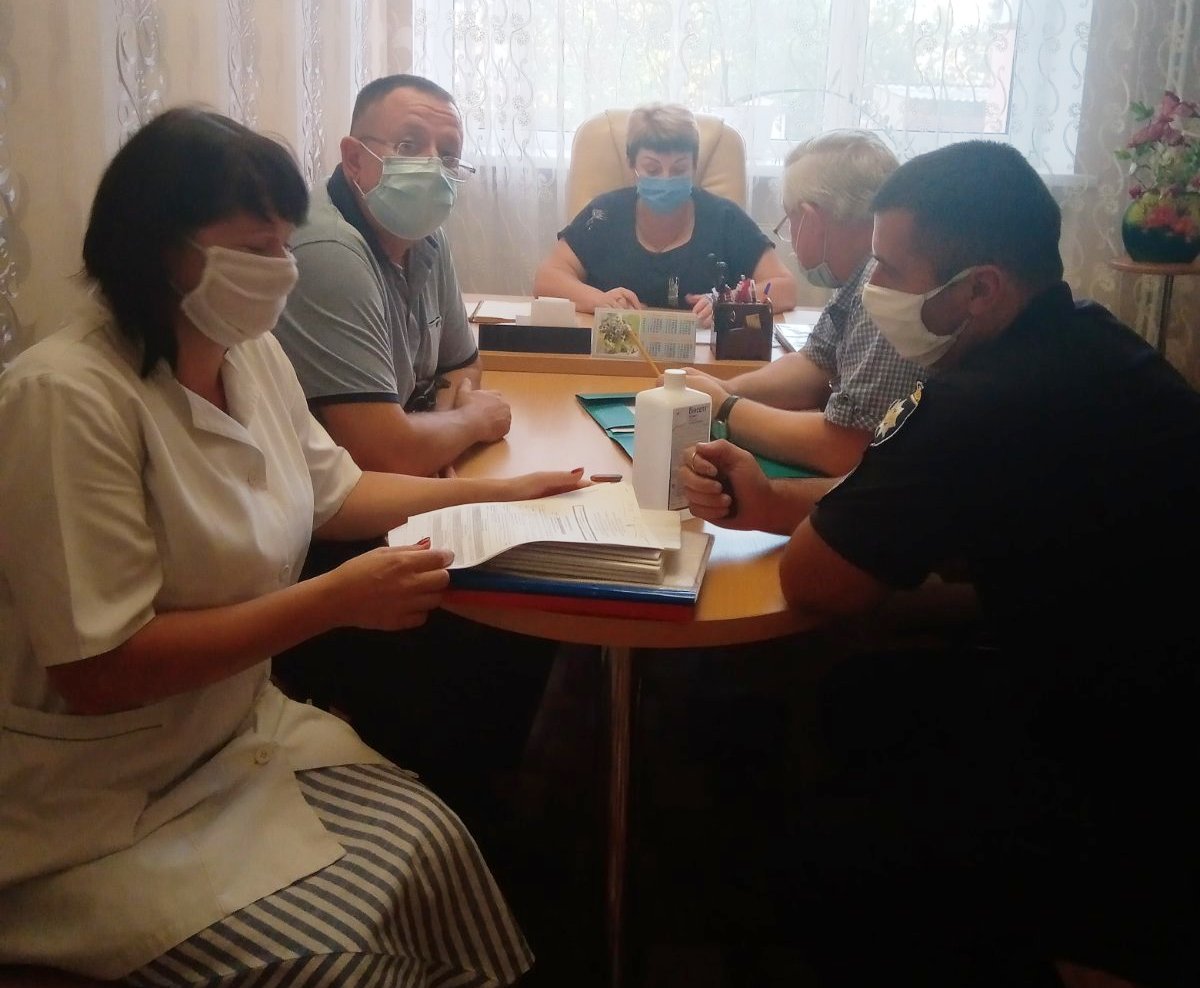 Моніторингові відвідування навчальних та виховних закладів Новотроїцького району