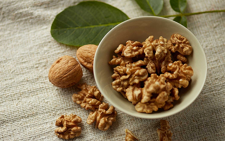 Вирощувати волоський горіх – корисно та вигідно!