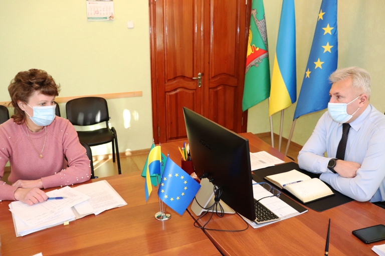 Робоча зустріч в селищній раді Нижніх Сірогоз з актуальних питань водопостачання та організації санітарної очистки