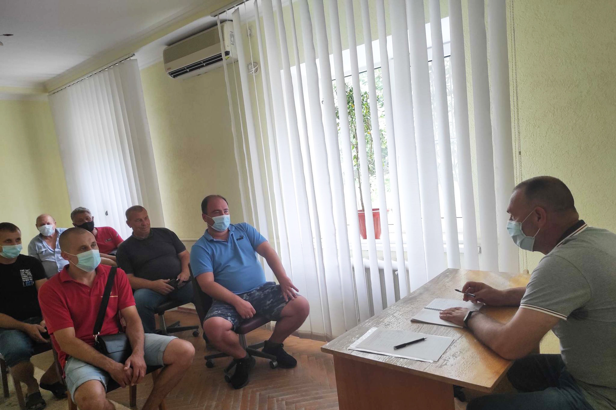 У Білозерському управлінні провели нараду з керівниками свиногосподарств щодо недопущення виникнення та розповсюдження африканської чуми свиней