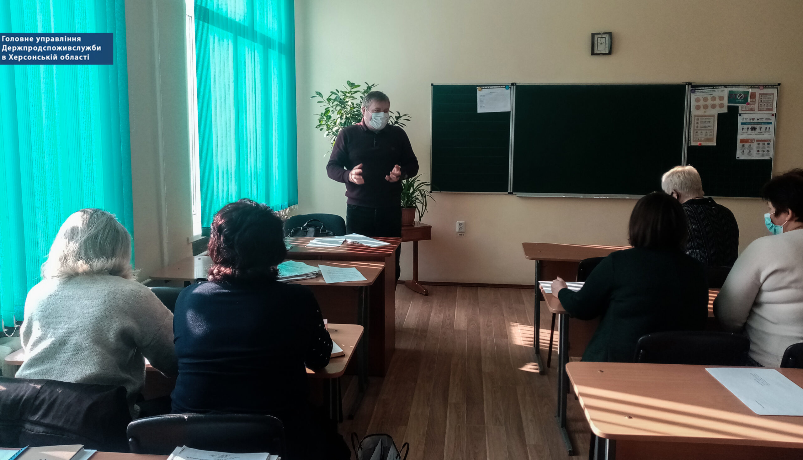 Спеціалісти Нижньосірогозького управління долучилися до наради щодо актуальних питань організації харчування дітей