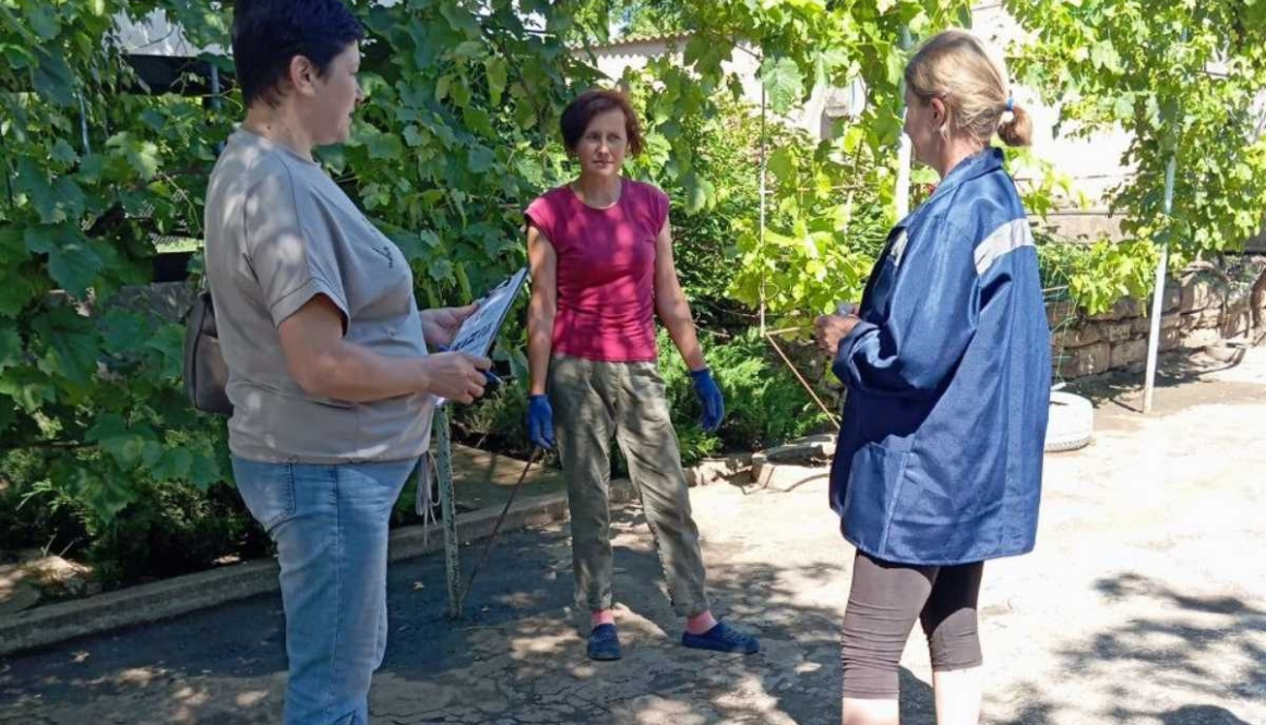 Профілактика – у пріоритеті: фахівці Держпродспоживслужби Херсонщини проводять інформаційну роботу серед населення щодо небезпечних хвороб тварин